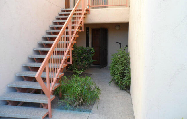 Great Townhome in Scottsdale - 2 Bed 1.75 Bath Unfurnished!