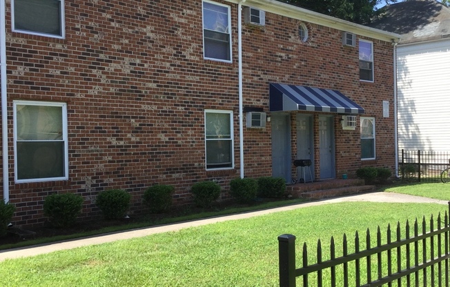 Near ODU spacious one bedroom.