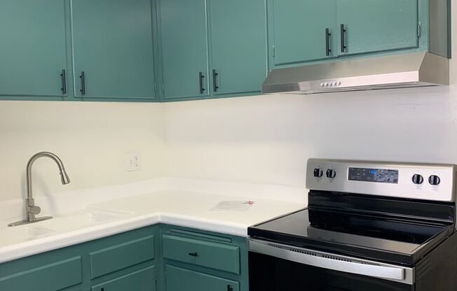 Studio, 1 bath, $2,050, Unit 7