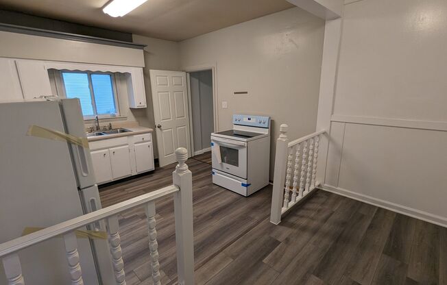 2 Bedroom 1 Bathroom Single Family Home (Mt Washington)