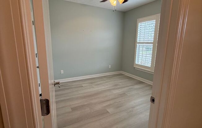 3BR/3BA in Prime Gallatin Location with Lawncare Included