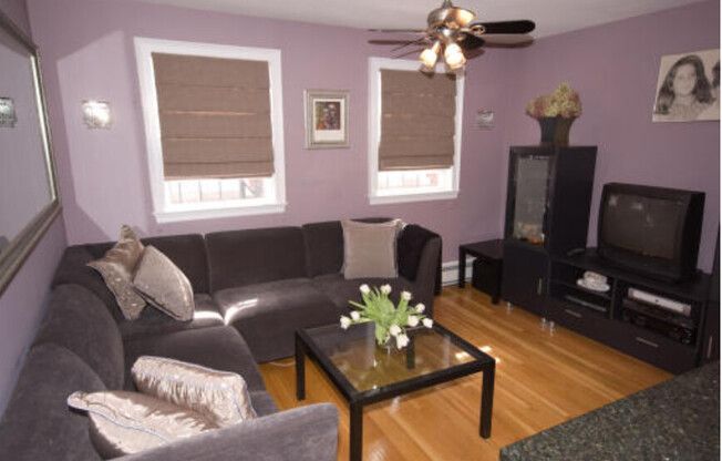 140 HURON AVE