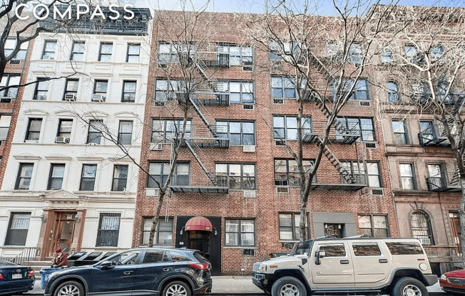 1 bed, 1 bath, $2,600, Unit 2A