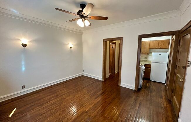 1 bed, 1 bath, 425 sqft, $1,745, Unit 233-103