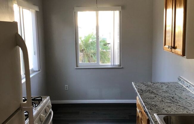 3 beds, 1 bath, $2,900