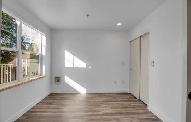 1 bed, 1 bath, 591 sqft, $1,949, Unit 102