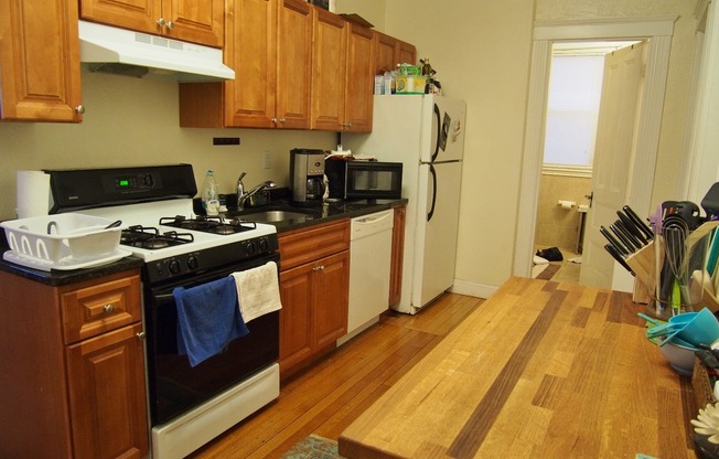 148 Strathmore Rd, Brighton MA 1