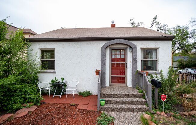Adorable Ranch in Downtown Colorado Springs!