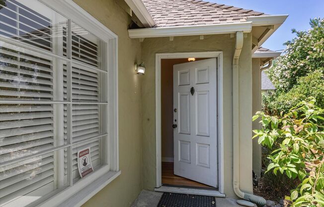 Charming Home in San Jose!