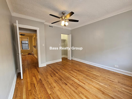 7018 North Paulina St.