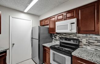 2 beds, 2 baths, $2,000, Unit APARTMENT 407