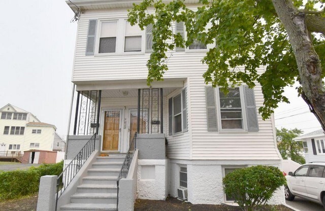 34 TAPLEY AVE