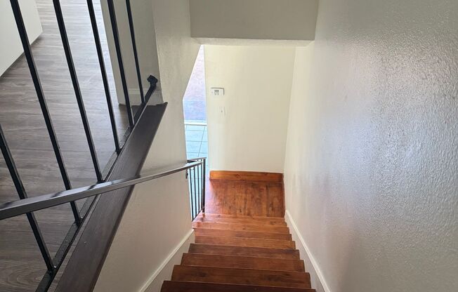 Stunning 2 Bed Condo in Highland | 1 Bath | $1695 | Available 5/28/2025