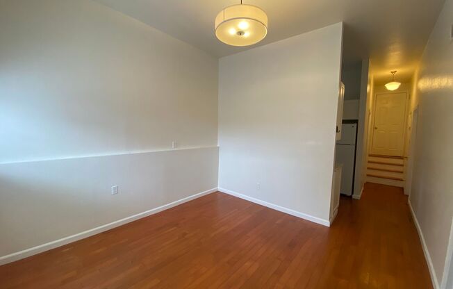 2 beds, 1 bath, $2,395, Unit 5314