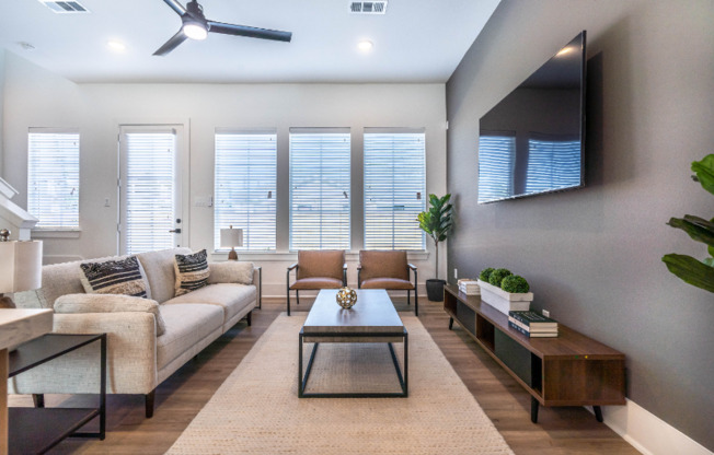 5746 BARBARA ROSE LN