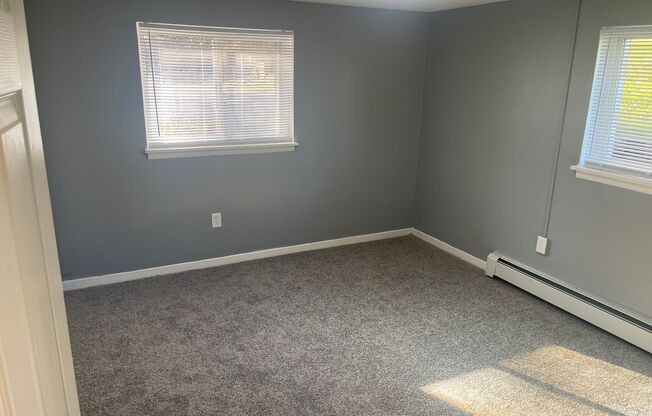 1 bed, 1 bath, $1,200, Unit 2