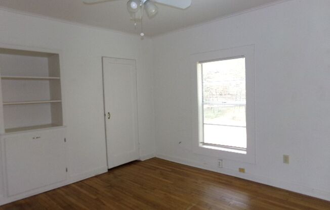 Fagelman Properties #4 (1501 Kirkwood Rd)