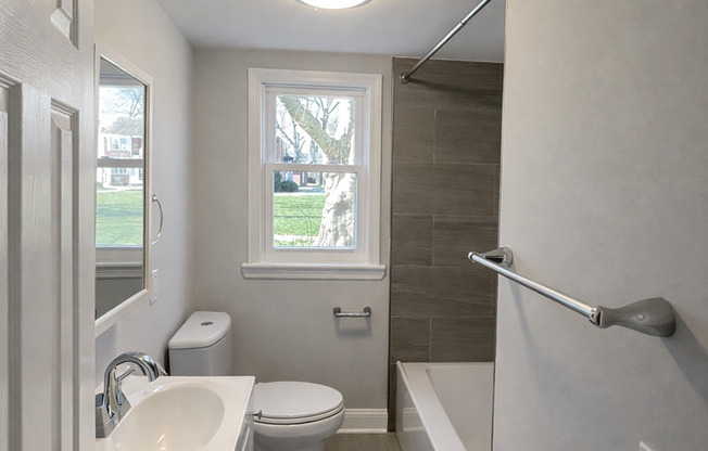 1 bed, 1 bath, 715 sqft, $1,850, Unit A-15