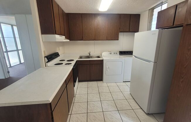 Newly Upgraded Spacious 1 Bedroom Apartment in the Ridgecrest Complex.