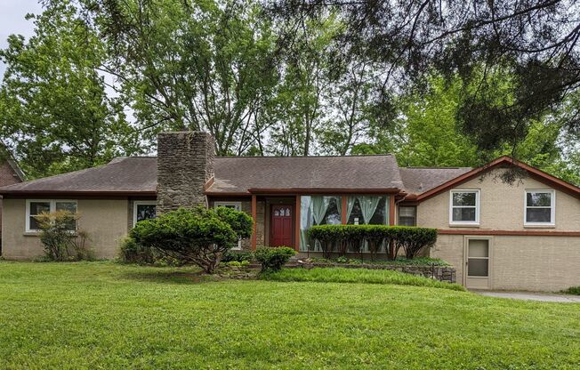 Belle Meade gem for anyone to call home!