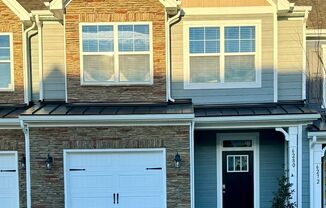 New Construction, 3BR/2.5 Bath Townhouse in Harrisburgh