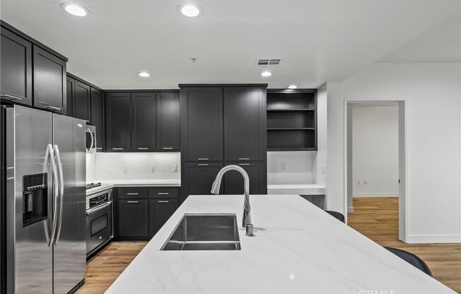 2 beds, 2 baths, 1,050 sqft, $3,450, Unit 206