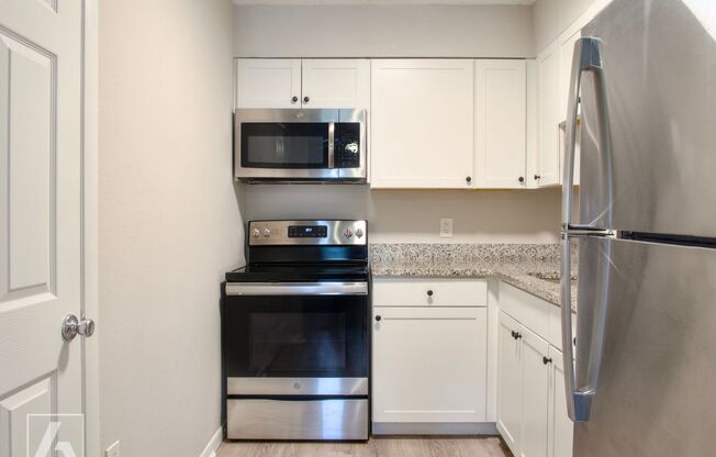 2 beds, 1 bath, 825 sqft, $1,125, Unit 916#A207