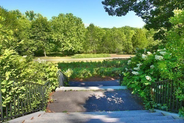 2 beds, 2 baths, 900 sqft, $3,800, Unit 201