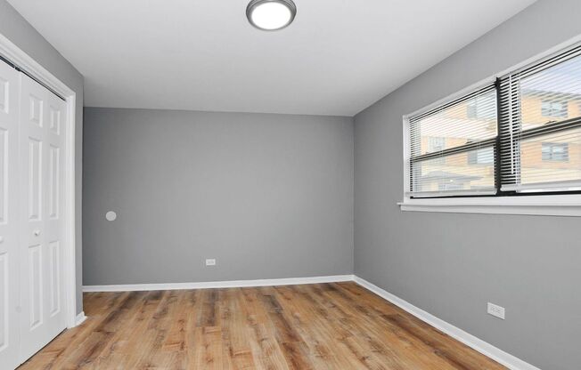 2 beds, 1 bath, 840 sqft, $1,425, Unit 7900-1E