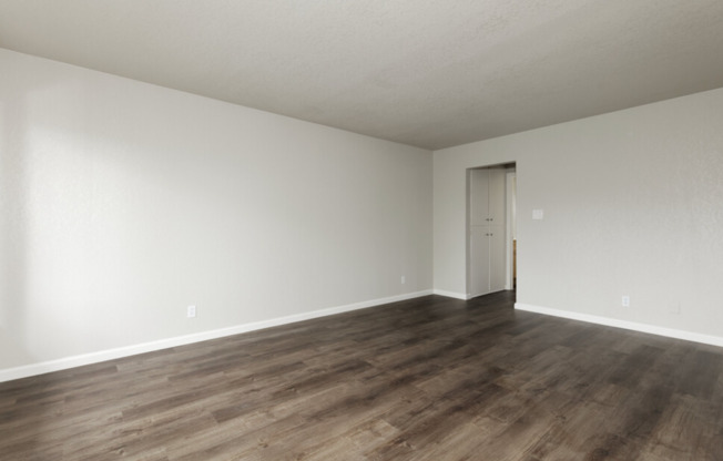 1 bed, 1 bath, 650 sqft, $1,971, Unit 21