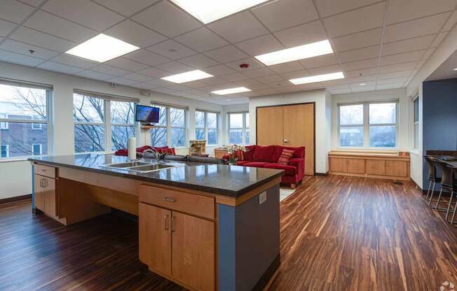 Rolling Hills Apartments, St Paul, MN