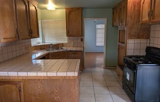 4 beds, 1 bath, $1,750