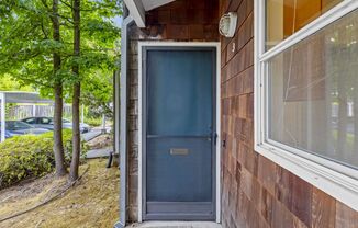 1 bed, 1.5 baths, $2,200, Unit 3