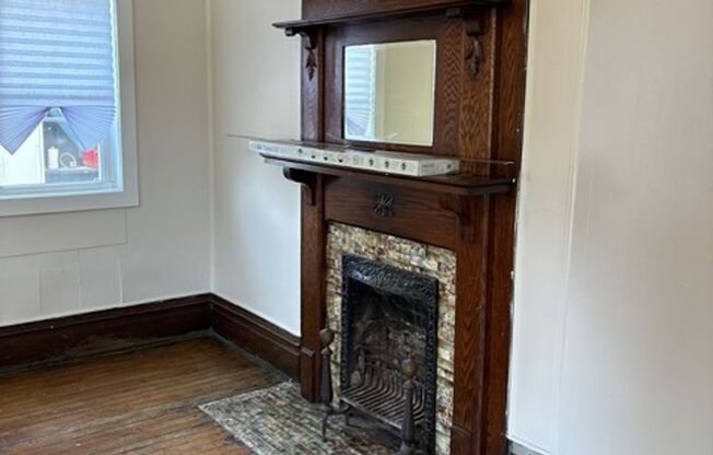 3 beds, 2.5 baths, 1,700 sqft, $1,650, Unit 1