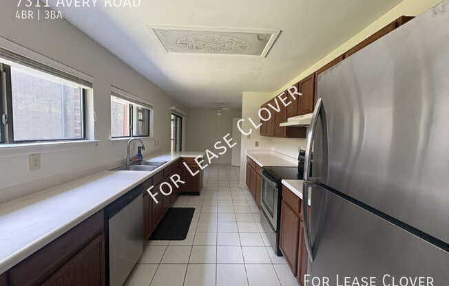 7311 AVERY RD