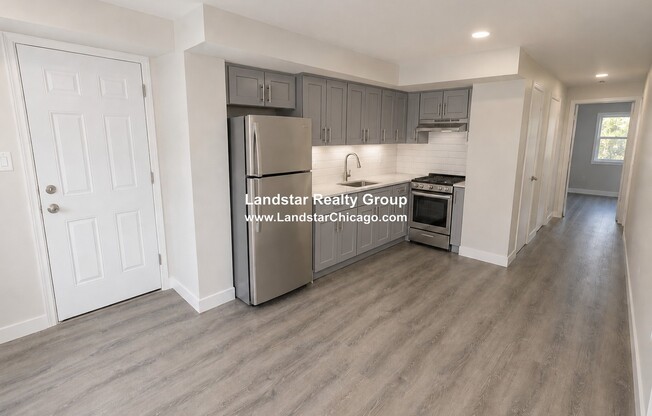 9233 SALLY LN