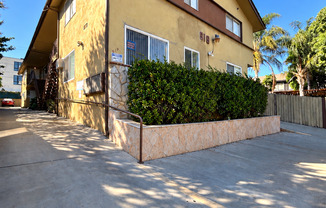 619 N Alexandria