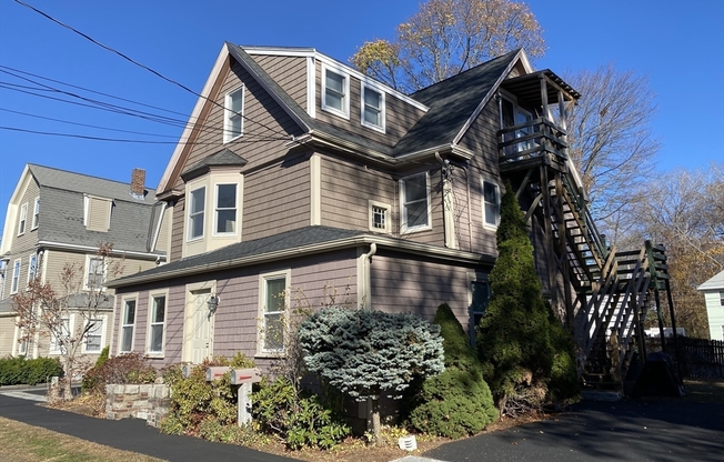 18 HIGHLAND TERRACE