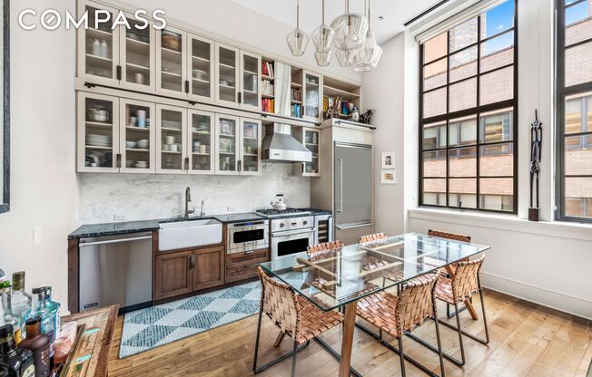 520 W 45th St Apt 3A