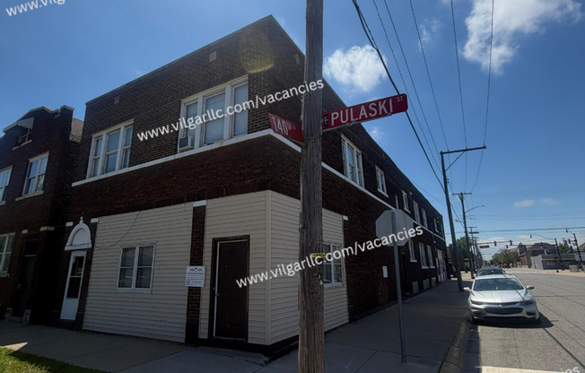 4002 Pulaski St