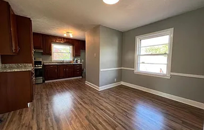 511 FREEMAN DR