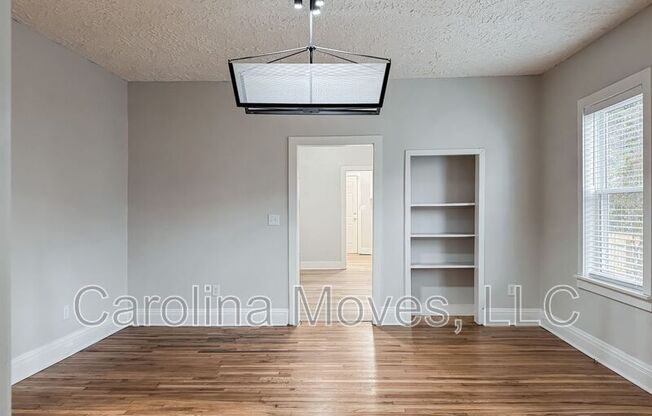 538 PERRY AVE