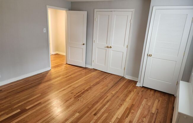 2 beds, 1 bath, 897 sqft, $2,175, Unit G-03