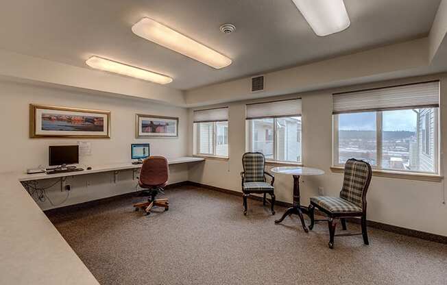 Silverdale Senior Apartments | Vintage at Silverdale