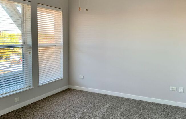 2 beds, 2 baths, 1,303 sqft, $3,850, Unit 400