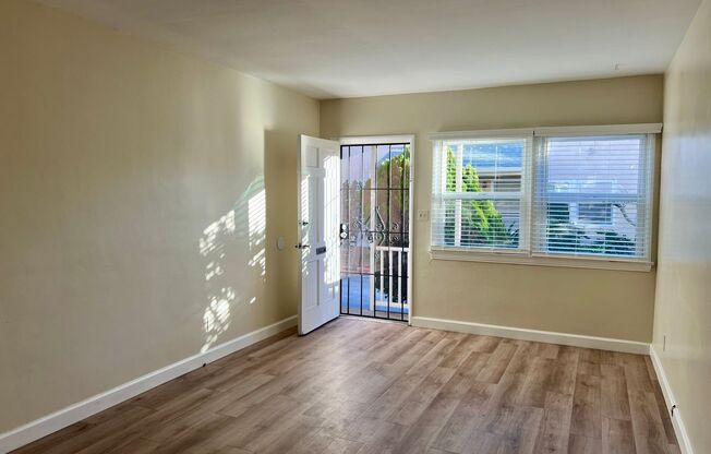 North Park Downstairs One Bedroom Apartment - On-Site Laundry, Centrally Located