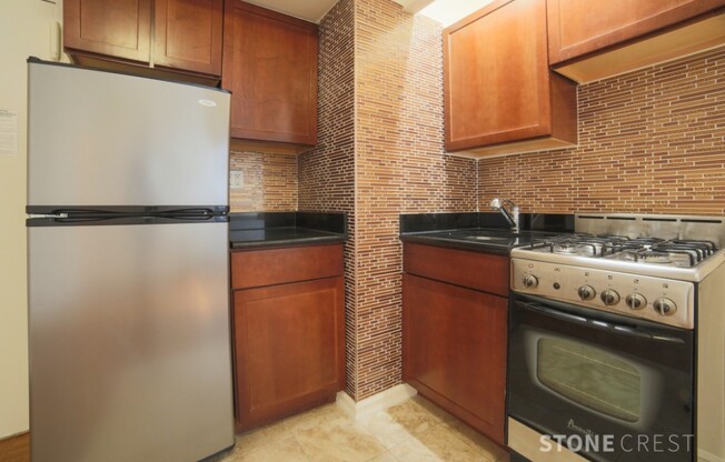 Studio, 1 bath, $3,000, Unit 8P