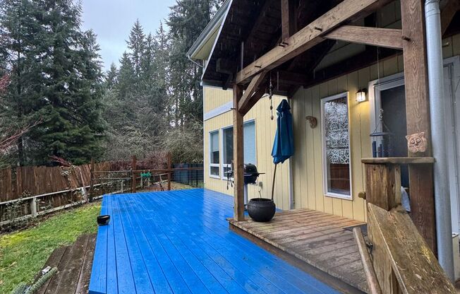 Spacious 4-Bedroom Home on Bainbridge Island