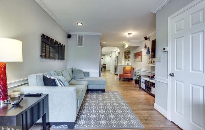 Federal-style Row Home in SHAW