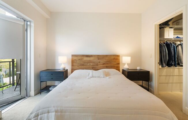 2 beds, 2 baths, $2,495, Unit UNIT # 302